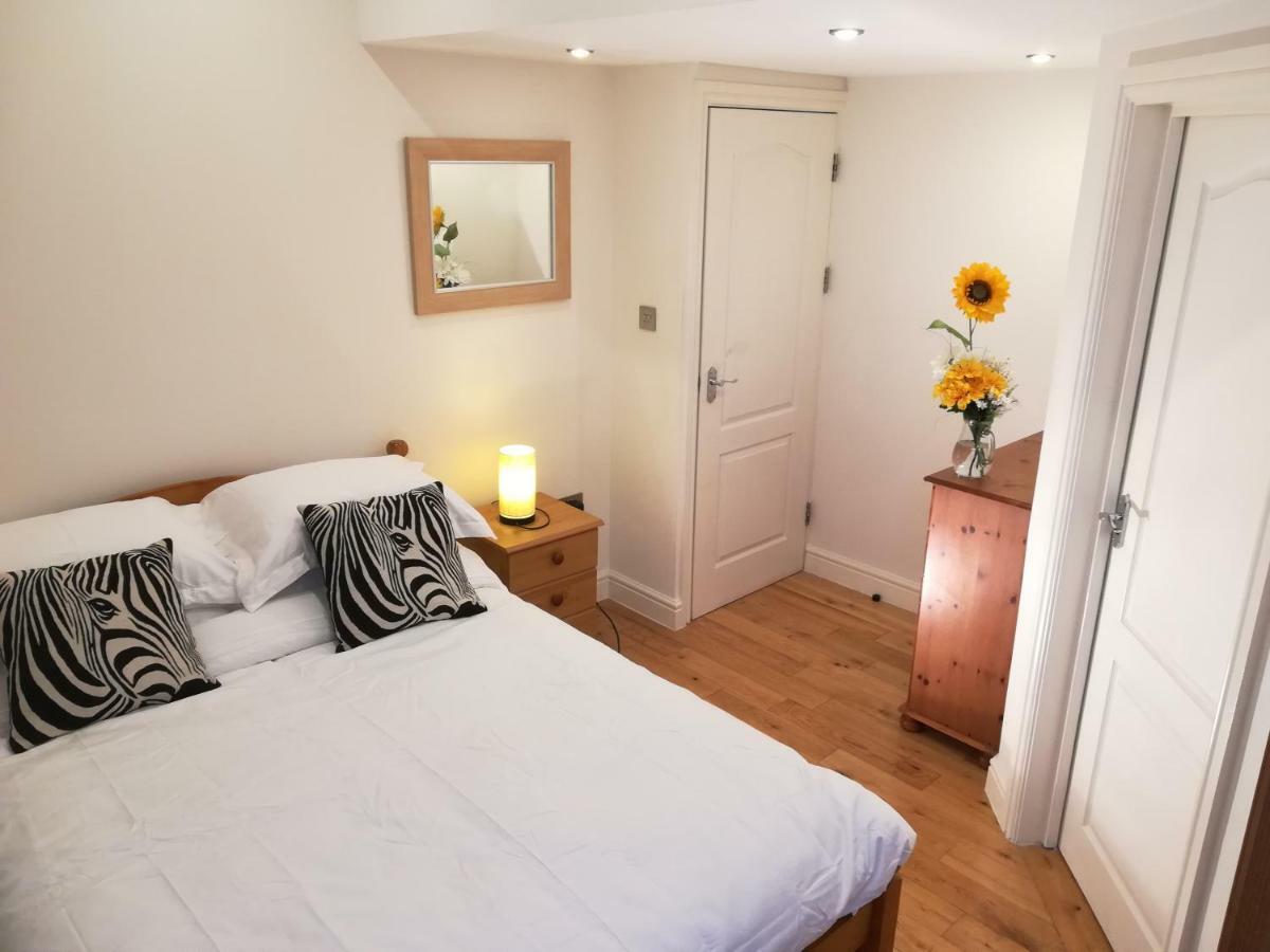 Modern, 2 Bedroom Apartment With Sofa Bed, Uplands, Swansea Exterior foto